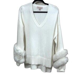 Philosophy by Republic Woman’s Size XL V-Neck White Sweater with Faux Fur Cuffs.